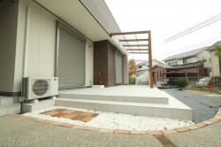 瀬戸市　スマーレ